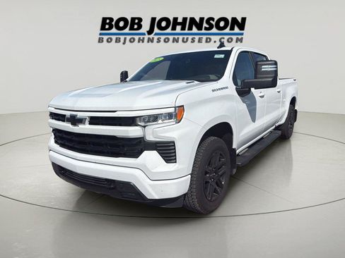 Used 2025 Chevrolet Silverado 1500 RST w/ Protection Package AWD/4WD image 4