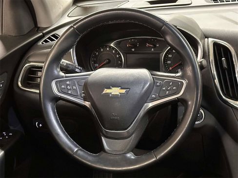 Used 2023 Chevrolet Equinox LT image 18