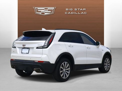 Used 2022 Cadillac XT4 Sport w/ Enhanced Visibility Package AWD/4WD image 5