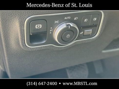 New 2026 Mercedes-Benz GLB 250 4MATIC image 12