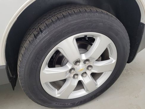 Used 2017 Chevrolet Traverse Premier FWD image 31