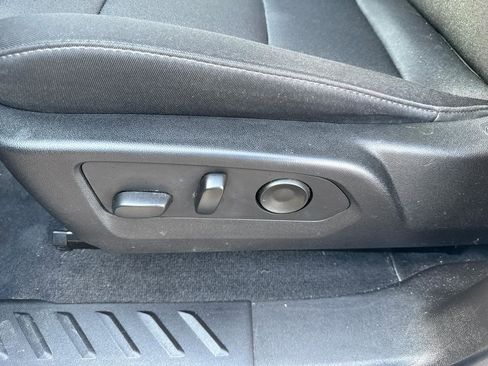 Used 2023 Chevrolet Colorado W/T w/ WT Convenience Package II image 20