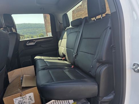 New 2025 Chevrolet Silverado 3500 LT w/ Convenience Package image 16