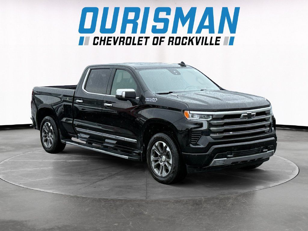 Used 2024 Chevrolet Silverado 1500 High Country w/ Technology Package AWD/4WD image 1