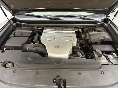 Used 2019 Lexus GX 460 Premium w/ Premium Package image 24