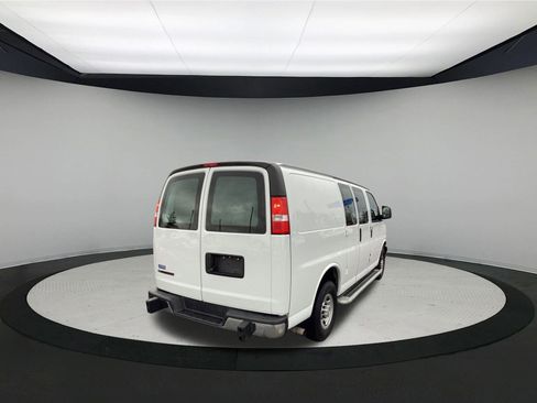 Used 2024 Chevrolet Express 2500 w/ Driver Convenience Package image 8