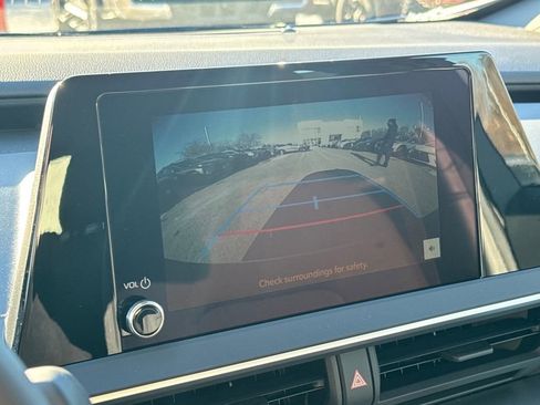 New 2026 Toyota Prius LE image 21