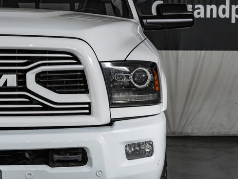 Used 2018 RAM 2500 Laramie w/ Sport Appearance Group AWD/4WD image 40