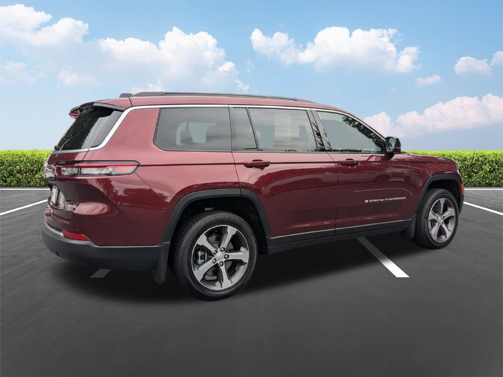 Used 2026 Jeep Grand Cherokee L Limited w/ Trailer Tow Package RWD image 5