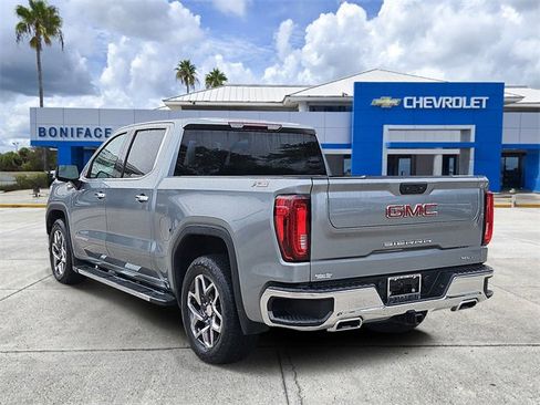 Used 2023 GMC Sierra 1500 SLT w/ SLT Premium Package image 3
