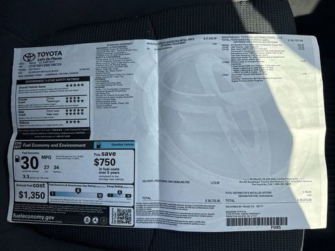 Used 2021 Toyota RAV4 LE image 41