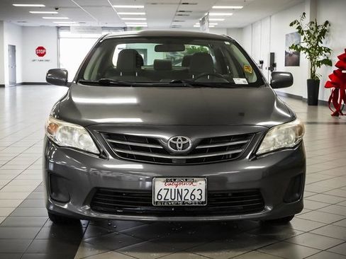 Used 2013 Toyota Corolla LE image 4