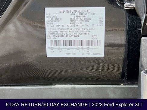 Used 2023 Ford Explorer XLT w/ Equipment Group 202A image 38