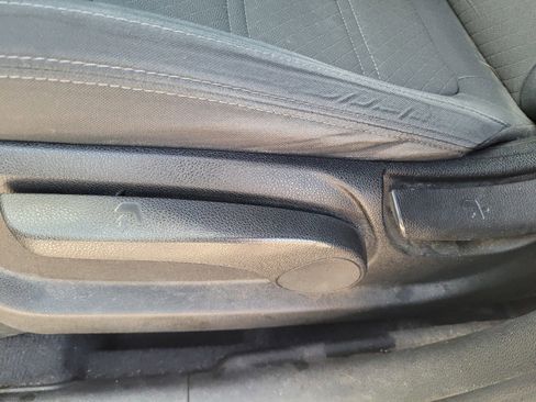 Used 2020 Kia Sorento LX image 21