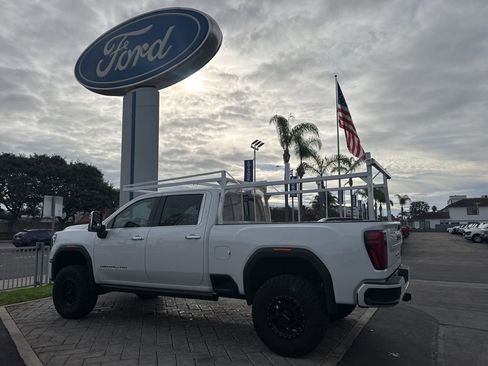 Used 2024 GMC Sierra 2500 Denali w/ Denali Reserve Package image 30