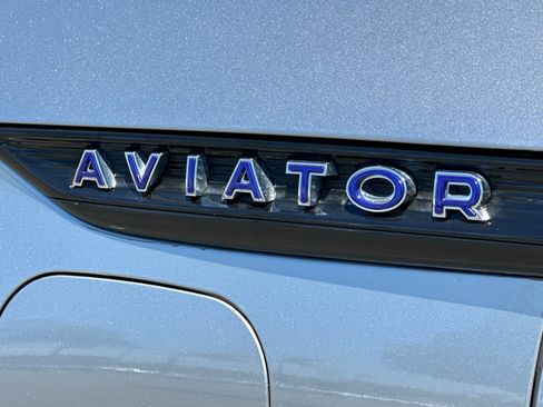 Used 2021 Lincoln Aviator Grand Touring w/ Equipment Group 301A AWD/4WD image 29