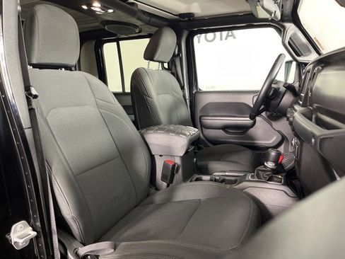 Used 2021 Jeep Gladiator Sport image 33