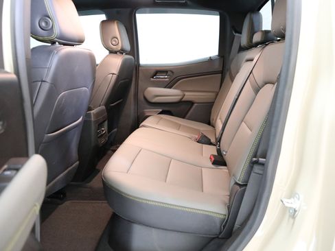 Used 2024 Chevrolet Colorado ZR2 w/ ZR2 Convenience Package III image 14