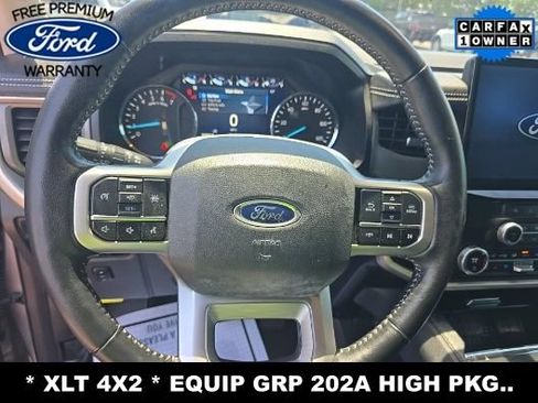 Used 2024 Ford Expedition XLT RWD image 12