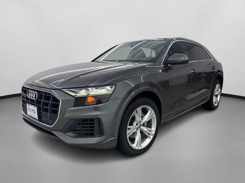 Used 2020 Audi Q8 Premium w/ Convenience Package image 4