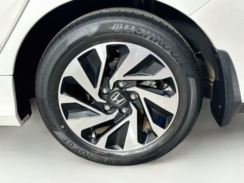 Used 2019 Honda Civic LX image 8