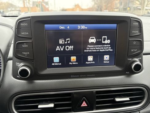 Used 2018 Hyundai Kona SEL w/ SEL Tech Package 02 FWD image 33