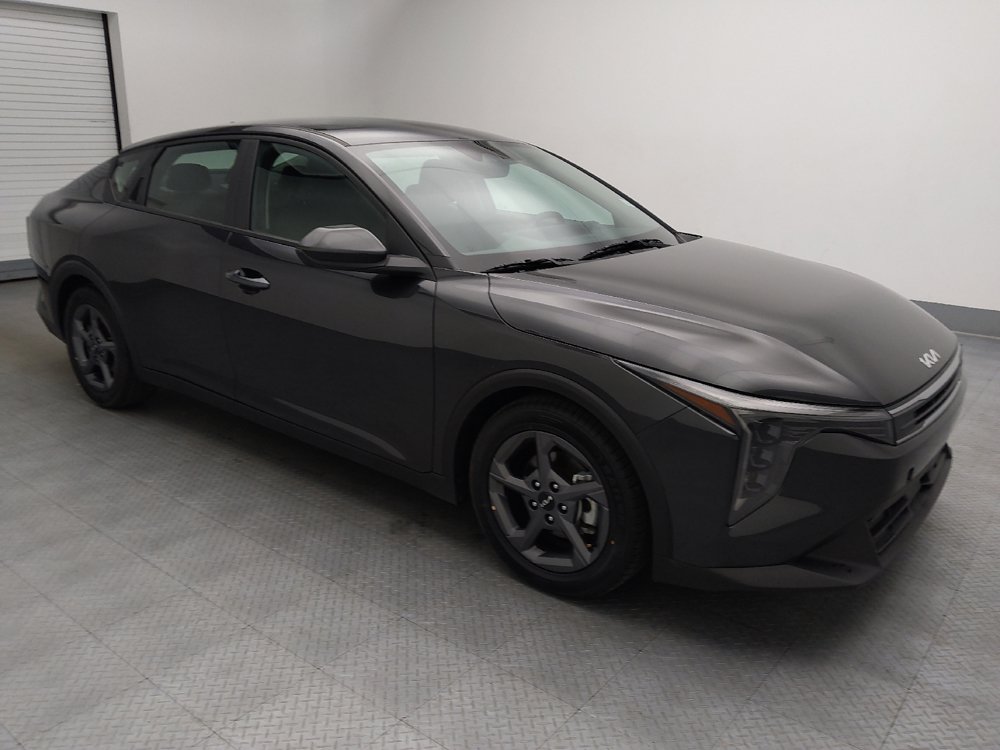 Used 2025 Kia K4 FWD image 11
