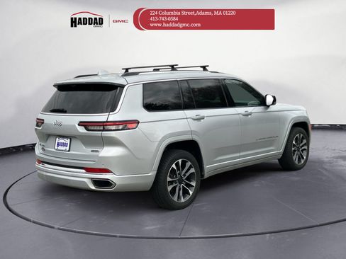 Used 2021 Jeep Grand Cherokee L Overland w/ Luxury Tech Group IV AWD/4WD image 4