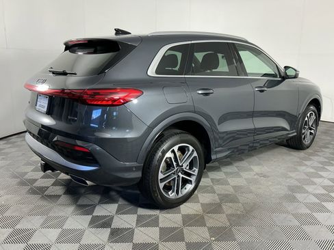 Used 2025 Audi Q5 Premium w/ 19" Wheel Package AWD/4WD image 9
