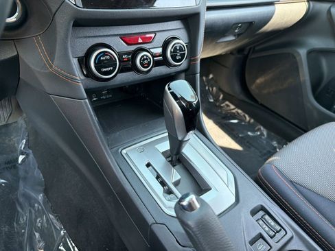 Used 2020 Subaru Crosstrek 2.0i Premium w/ Moonroof Package 2 AWD/4WD image 17