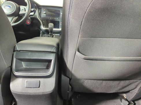 Used 2020 Subaru Outback AWD/4WD image 30
