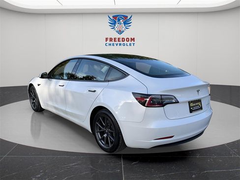 Used 2021 Tesla Model 3 Long Range image 4