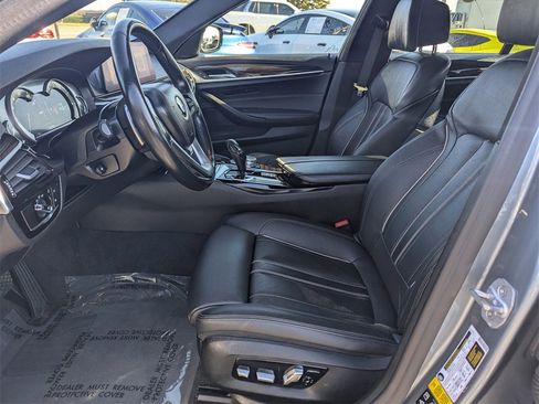 Used 2019 BMW 530i xDrive w/ Convenience Package image 10