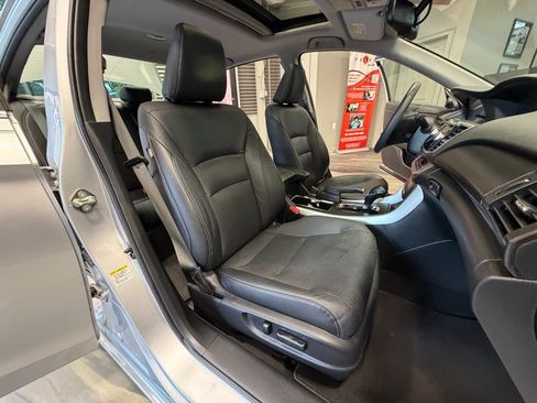 Used 2015 Honda Accord EX-L image 4