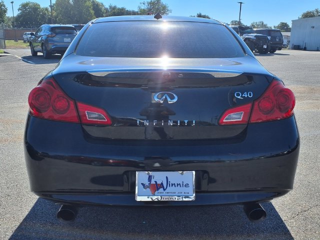 Used 2015 INFINITI Q40 w/ Moonroof Package RWD image 6