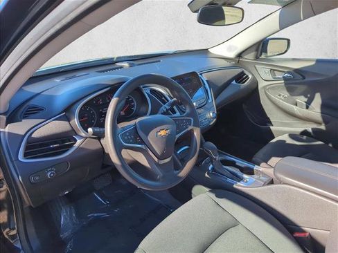 Used 2024 Chevrolet Malibu LT image 9