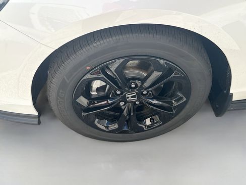 New 2025 Honda Accord SE image 25