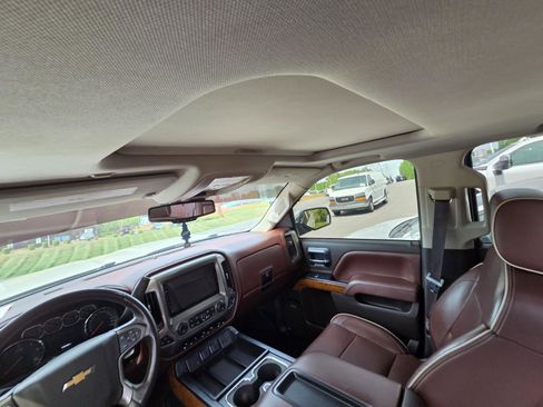 Used 2014 Chevrolet Silverado 1500 High Country w/ High Country Premium Package image 13