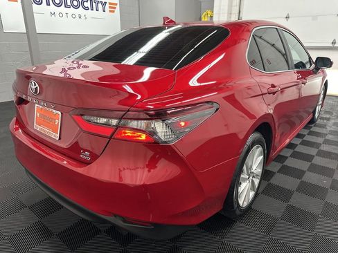 Used 2023 Toyota Camry LE AWD/4WD image 10