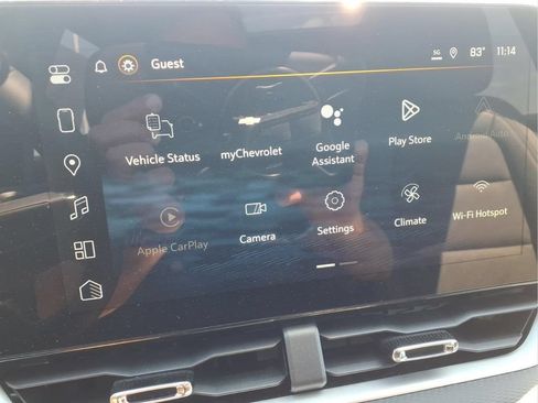 New 2026 Chevrolet Equinox LT w/ Convenience Package II FWD image 8