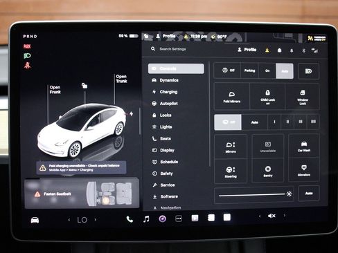 Used 2023 Tesla Model 3 Standard Range image 31