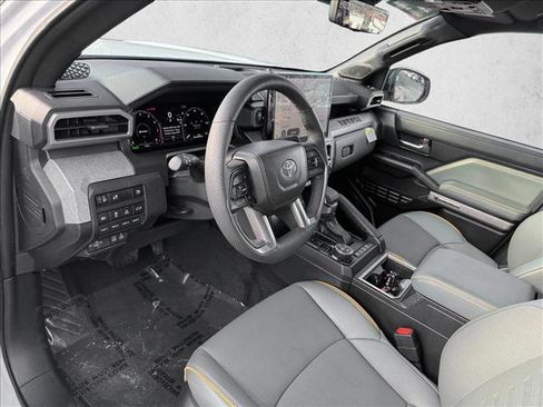 Certified 2025 Toyota Tacoma 4x4 Double Cab Hybrid image 11