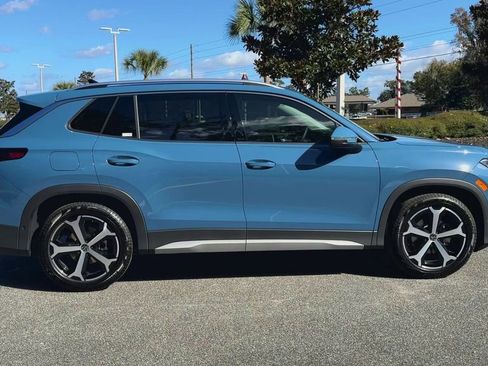 New 2026 Volkswagen Tiguan SE image 9