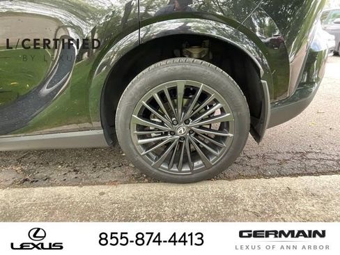 Used 2025 Lexus RX 350 Premium w/ Convenience Package AWD/4WD image 25