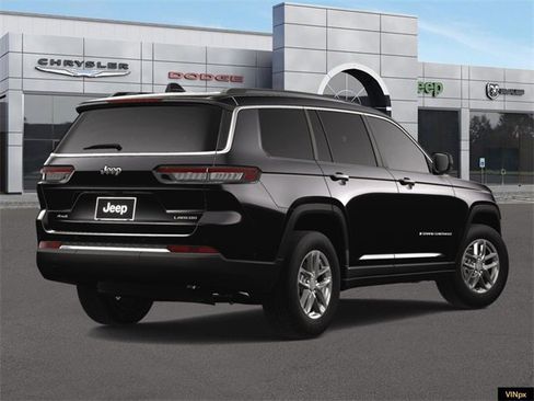 New 2025 Jeep Grand Cherokee L Laredo image 7
