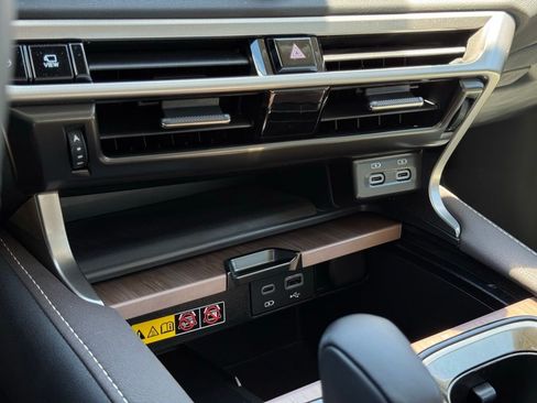 Used 2023 Lexus RX 350 FWD w/ Cold Area Package image 34