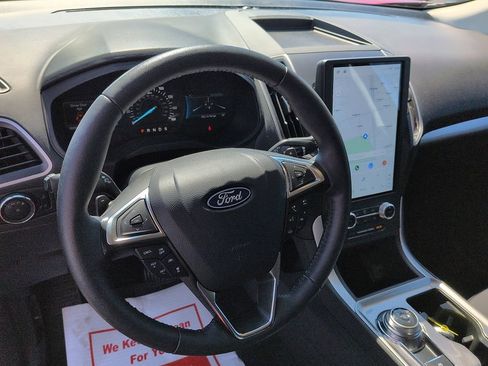 Used 2024 Ford Edge SEL w/ Convenience Package AWD/4WD image 9