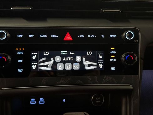 New 2026 Genesis GV80 3.5T Prestige AWD/4WD image 18