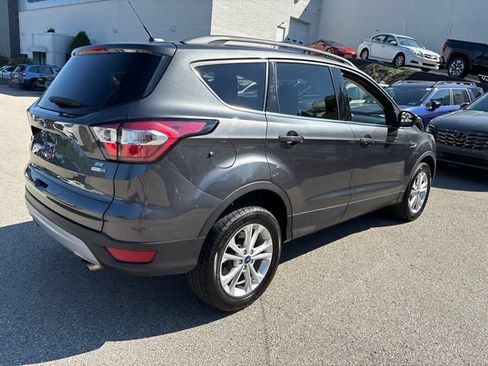 Used 2018 Ford Escape SE AWD/4WD image 5