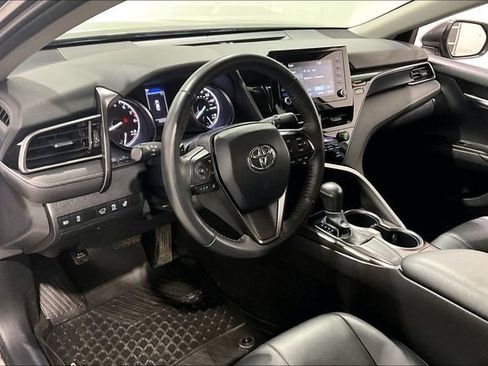 Used 2024 Toyota Camry SE FWD image 17
